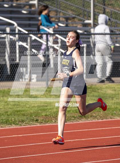 Thumbnail 2 in Bill Summa Invitational photogallery.