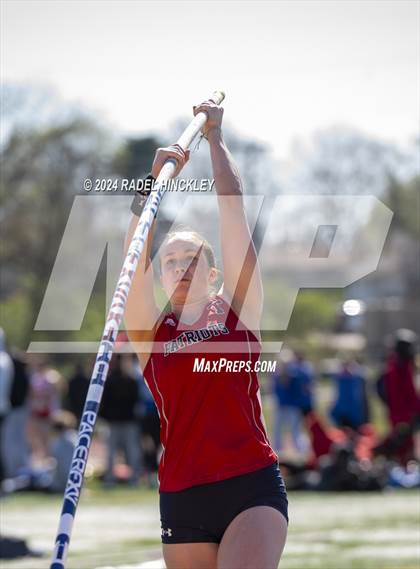 Thumbnail 2 in Bill Summa Invitational photogallery.