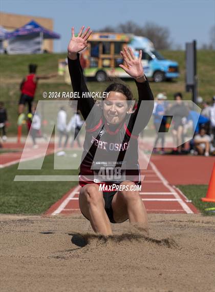 Thumbnail 2 in Bill Summa Invitational photogallery.