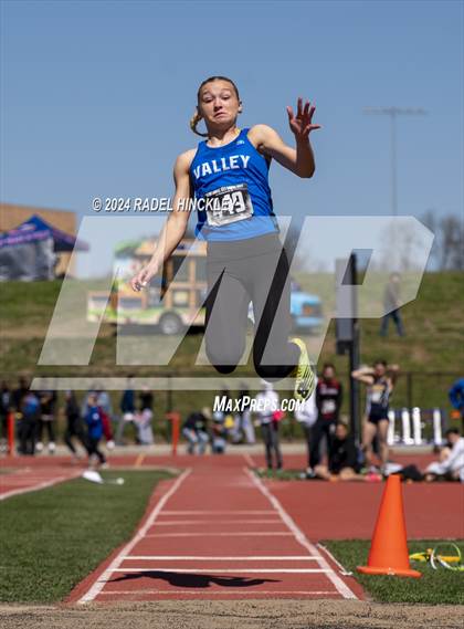 Thumbnail 1 in Bill Summa Invitational photogallery.
