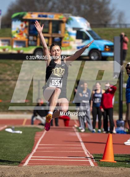 Thumbnail 2 in Bill Summa Invitational photogallery.