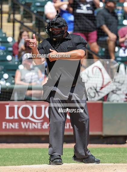 Thumbnail 1 in London vs. Brock (UIL 3A Baseball Final) photogallery.