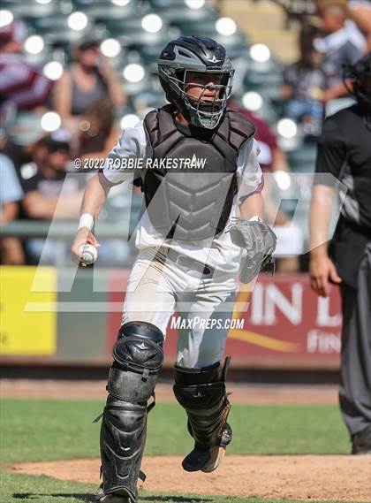 Thumbnail 2 in London vs. Brock (UIL 3A Baseball Final) photogallery.