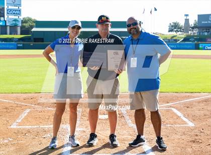 Thumbnail 2 in London vs. Brock (UIL 3A Baseball Final) photogallery.