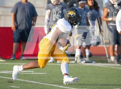 Thumbnail 2 in Helix vs. Saguaro (Honor Bowl) photogallery.