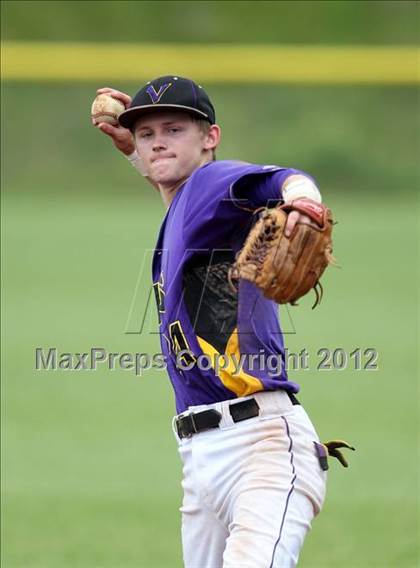 Thumbnail 2 in Haldane vs. Voorheesville (NYSPHSAA Class C Semifinal) photogallery.