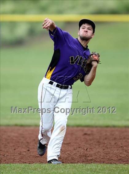 Thumbnail 1 in Haldane vs. Voorheesville (NYSPHSAA Class C Semifinal) photogallery.