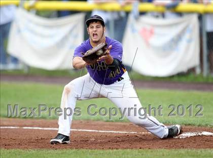 Thumbnail 1 in Haldane vs. Voorheesville (NYSPHSAA Class C Semifinal) photogallery.