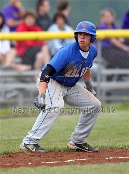 Thumbnail 1 in Haldane vs. Voorheesville (NYSPHSAA Class C Semifinal) photogallery.