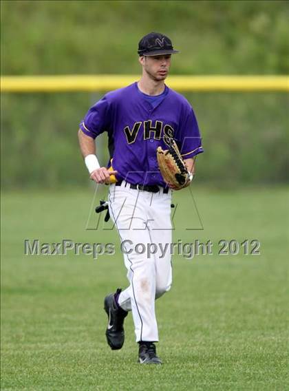 Thumbnail 1 in Haldane vs. Voorheesville (NYSPHSAA Class C Semifinal) photogallery.