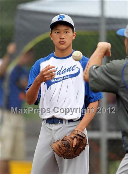Thumbnail 1 in Haldane vs. Voorheesville (NYSPHSAA Class C Semifinal) photogallery.
