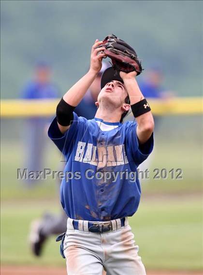 Thumbnail 2 in Haldane vs. Voorheesville (NYSPHSAA Class C Semifinal) photogallery.
