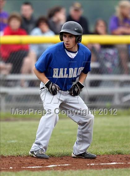 Thumbnail 2 in Haldane vs. Voorheesville (NYSPHSAA Class C Semifinal) photogallery.