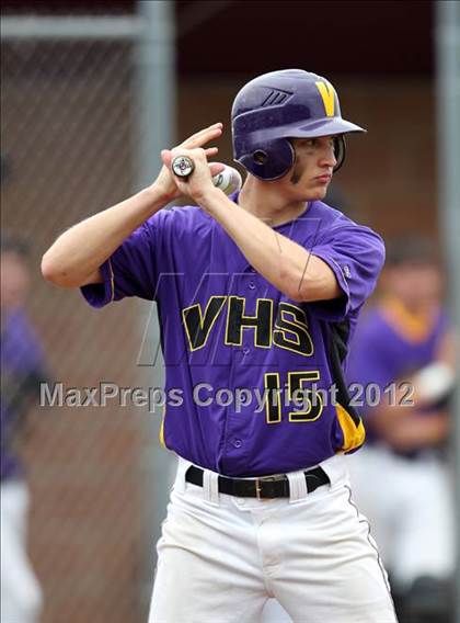 Thumbnail 1 in Haldane vs. Voorheesville (NYSPHSAA Class C Semifinal) photogallery.