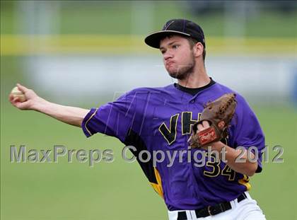 Thumbnail 1 in Haldane vs. Voorheesville (NYSPHSAA Class C Semifinal) photogallery.