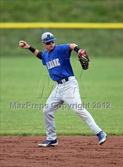 Thumbnail 1 in Haldane vs. Voorheesville (NYSPHSAA Class C Semifinal) photogallery.
