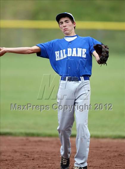 Thumbnail 2 in Haldane vs. Voorheesville (NYSPHSAA Class C Semifinal) photogallery.