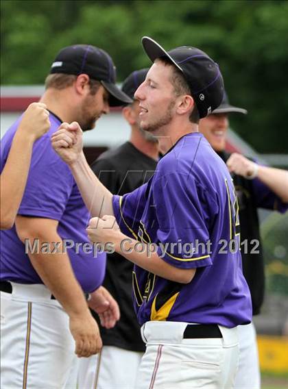 Thumbnail 2 in Haldane vs. Voorheesville (NYSPHSAA Class C Semifinal) photogallery.