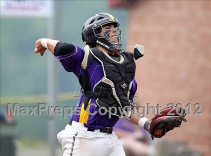 Thumbnail 1 in Haldane vs. Voorheesville (NYSPHSAA Class C Semifinal) photogallery.