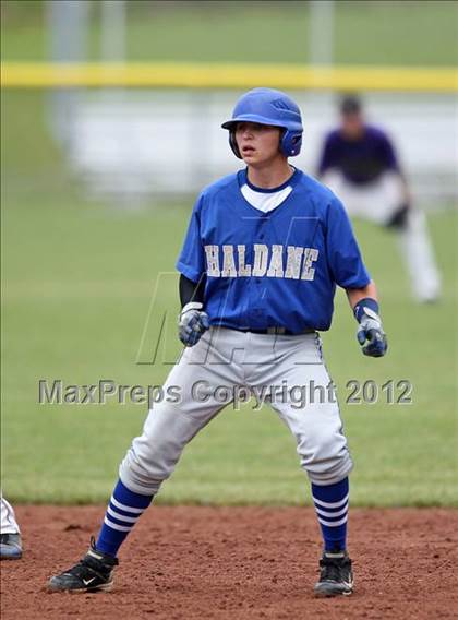 Thumbnail 1 in Haldane vs. Voorheesville (NYSPHSAA Class C Semifinal) photogallery.