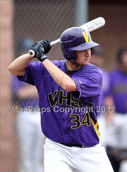 Thumbnail 1 in Haldane vs. Voorheesville (NYSPHSAA Class C Semifinal) photogallery.