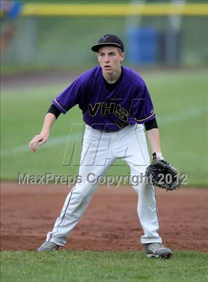 Thumbnail 1 in Haldane vs. Voorheesville (NYSPHSAA Class C Semifinal) photogallery.