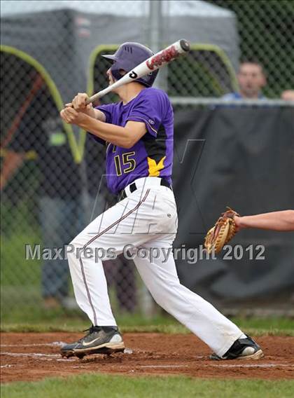 Thumbnail 1 in Haldane vs. Voorheesville (NYSPHSAA Class C Semifinal) photogallery.