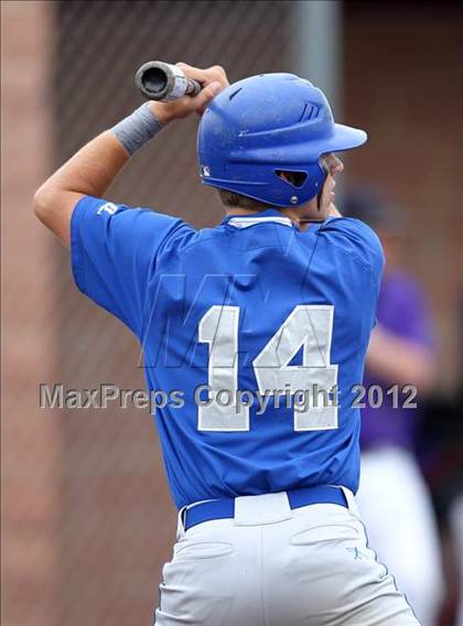 Thumbnail 1 in Haldane vs. Voorheesville (NYSPHSAA Class C Semifinal) photogallery.