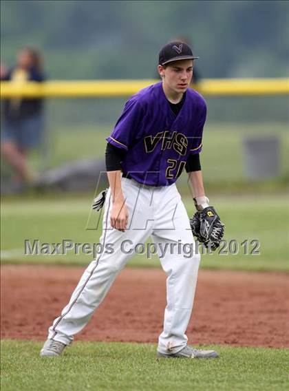 Thumbnail 1 in Haldane vs. Voorheesville (NYSPHSAA Class C Semifinal) photogallery.