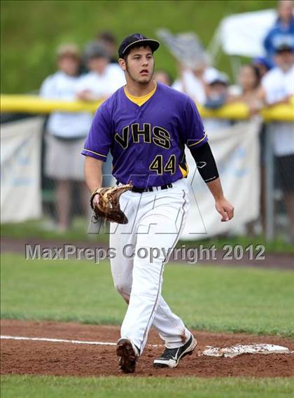Thumbnail 2 in Haldane vs. Voorheesville (NYSPHSAA Class C Semifinal) photogallery.