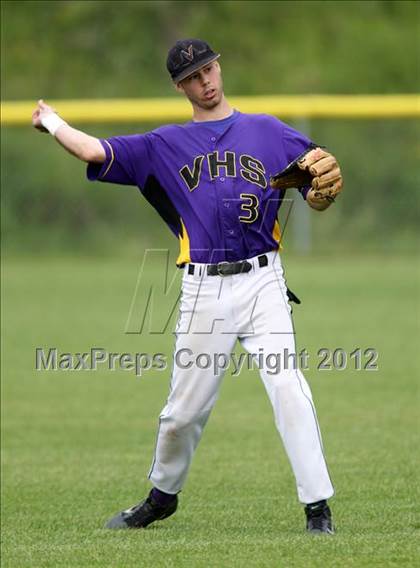 Thumbnail 2 in Haldane vs. Voorheesville (NYSPHSAA Class C Semifinal) photogallery.
