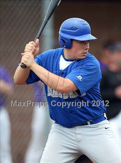 Thumbnail 2 in Haldane vs. Voorheesville (NYSPHSAA Class C Semifinal) photogallery.