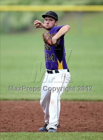 Thumbnail 2 in Haldane vs. Voorheesville (NYSPHSAA Class C Semifinal) photogallery.
