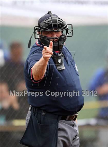 Thumbnail 1 in Haldane vs. Voorheesville (NYSPHSAA Class C Semifinal) photogallery.