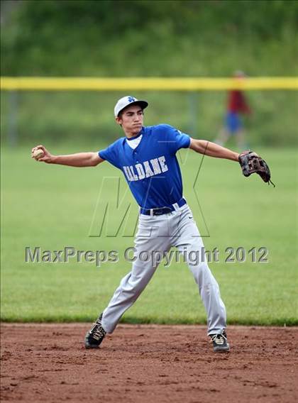 Thumbnail 1 in Haldane vs. Voorheesville (NYSPHSAA Class C Semifinal) photogallery.