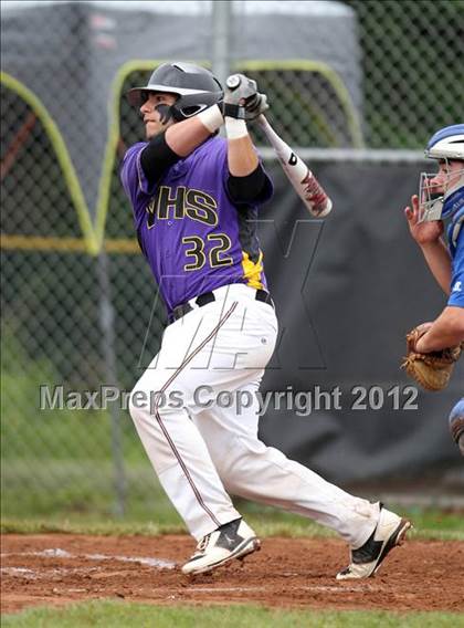 Thumbnail 1 in Haldane vs. Voorheesville (NYSPHSAA Class C Semifinal) photogallery.