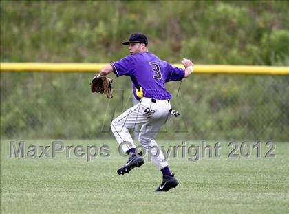 Thumbnail 1 in Haldane vs. Voorheesville (NYSPHSAA Class C Semifinal) photogallery.