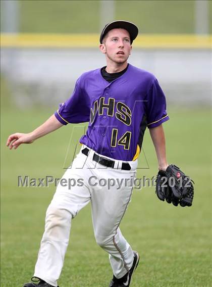 Thumbnail 1 in Haldane vs. Voorheesville (NYSPHSAA Class C Semifinal) photogallery.