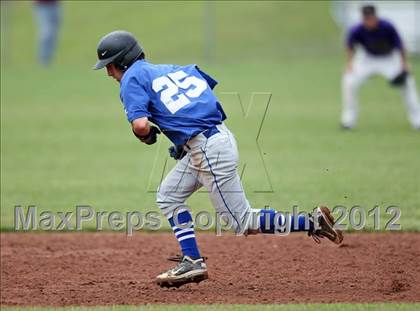 Thumbnail 1 in Haldane vs. Voorheesville (NYSPHSAA Class C Semifinal) photogallery.