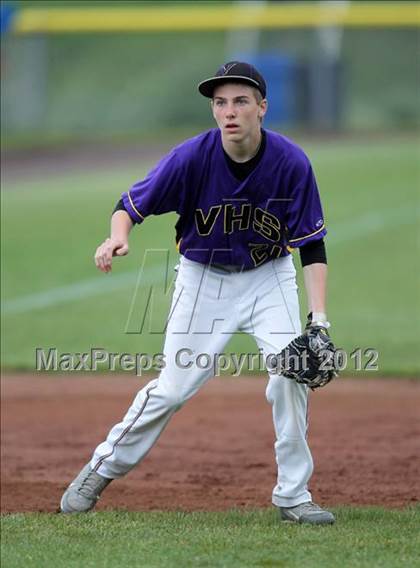 Thumbnail 2 in Haldane vs. Voorheesville (NYSPHSAA Class C Semifinal) photogallery.
