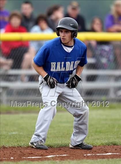 Thumbnail 3 in Haldane vs. Voorheesville (NYSPHSAA Class C Semifinal) photogallery.