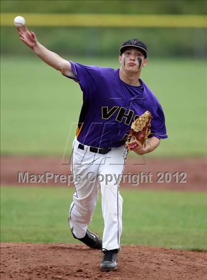 Thumbnail 1 in Haldane vs. Voorheesville (NYSPHSAA Class C Semifinal) photogallery.