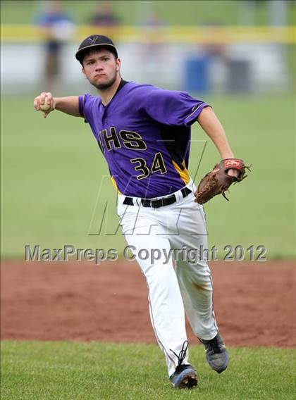Thumbnail 3 in Haldane vs. Voorheesville (NYSPHSAA Class C Semifinal) photogallery.