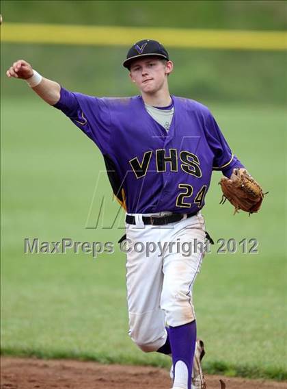 Thumbnail 3 in Haldane vs. Voorheesville (NYSPHSAA Class C Semifinal) photogallery.