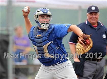 Thumbnail 1 in Haldane vs. Voorheesville (NYSPHSAA Class C Semifinal) photogallery.