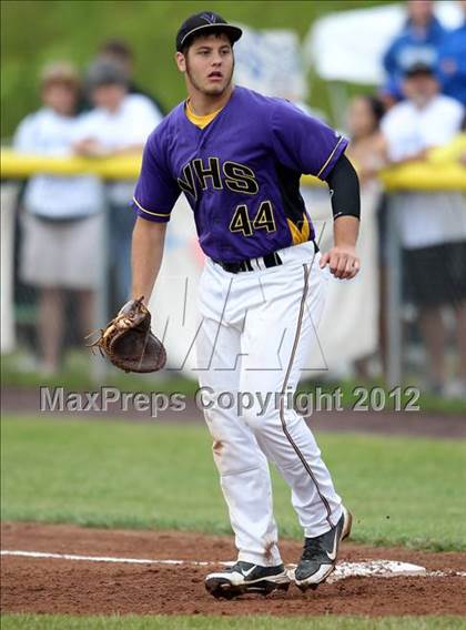 Thumbnail 1 in Haldane vs. Voorheesville (NYSPHSAA Class C Semifinal) photogallery.