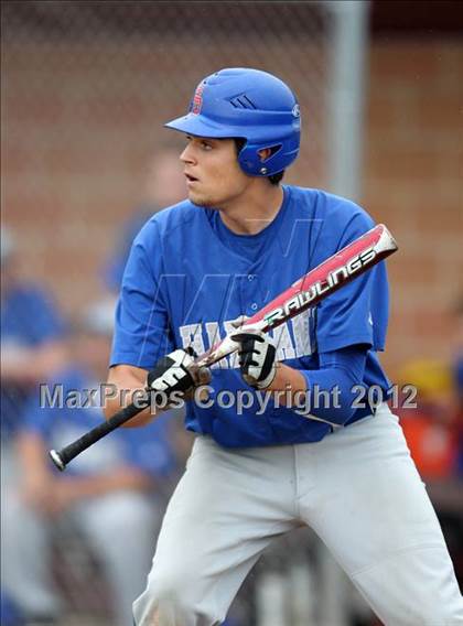 Thumbnail 2 in Haldane vs. Voorheesville (NYSPHSAA Class C Semifinal) photogallery.