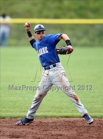 Thumbnail 3 in Haldane vs. Voorheesville (NYSPHSAA Class C Semifinal) photogallery.