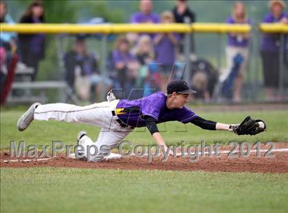 Thumbnail 3 in Haldane vs. Voorheesville (NYSPHSAA Class C Semifinal) photogallery.