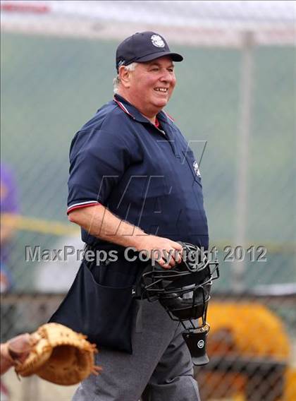 Thumbnail 2 in Haldane vs. Voorheesville (NYSPHSAA Class C Semifinal) photogallery.